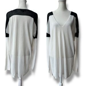 New Aritzia Babaton Linen White + Black Long Sleeve Tunic Top | Size Medium